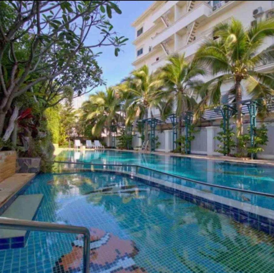 Baan Klang Condo Hotel Хуа Хин Екстериор снимка