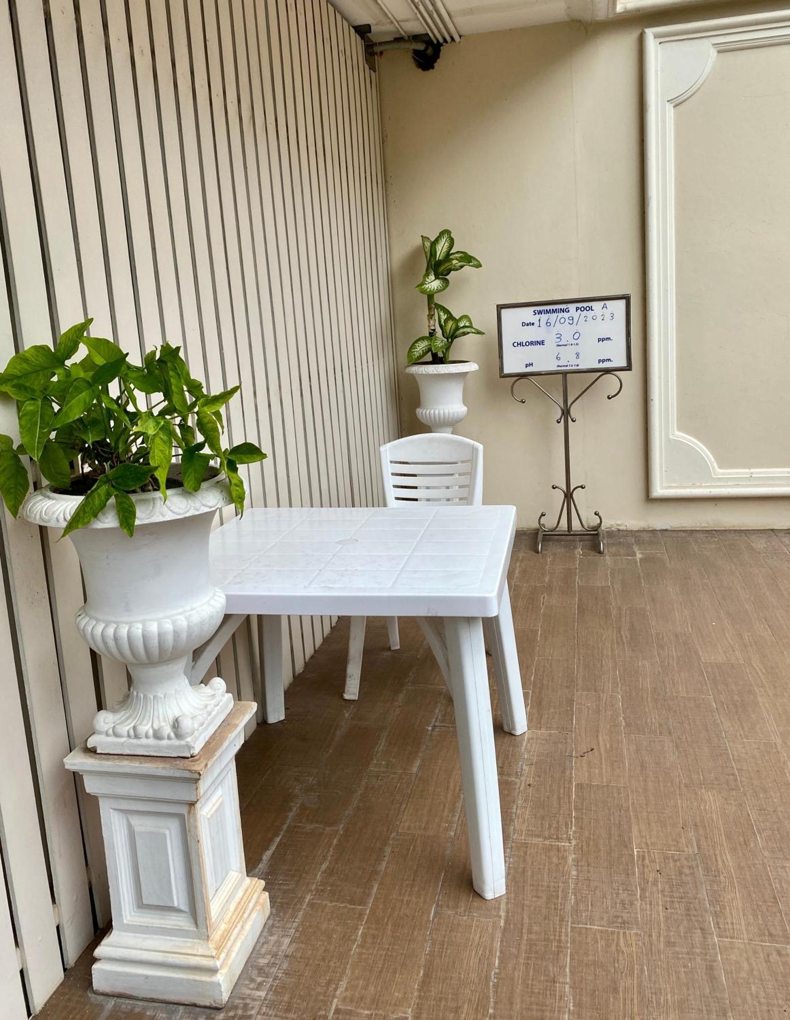 Baan Klang Condo Hotel Хуа Хин Екстериор снимка