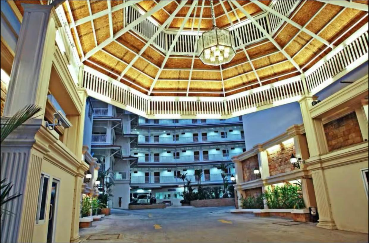Baan Klang Condo Hotel Хуа Хин Екстериор снимка