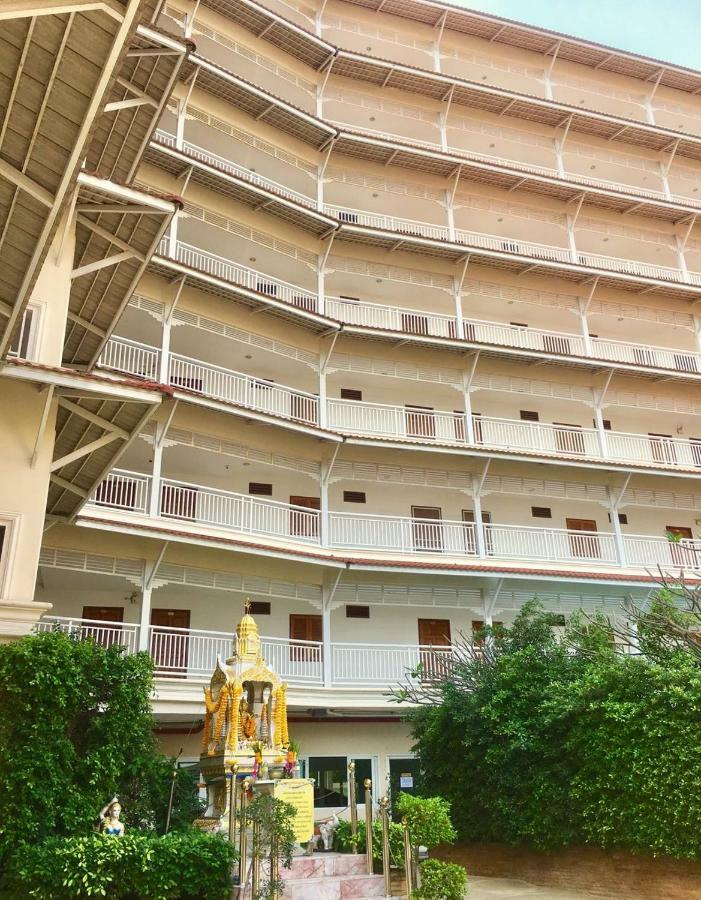 Baan Klang Condo Hotel Хуа Хин Екстериор снимка